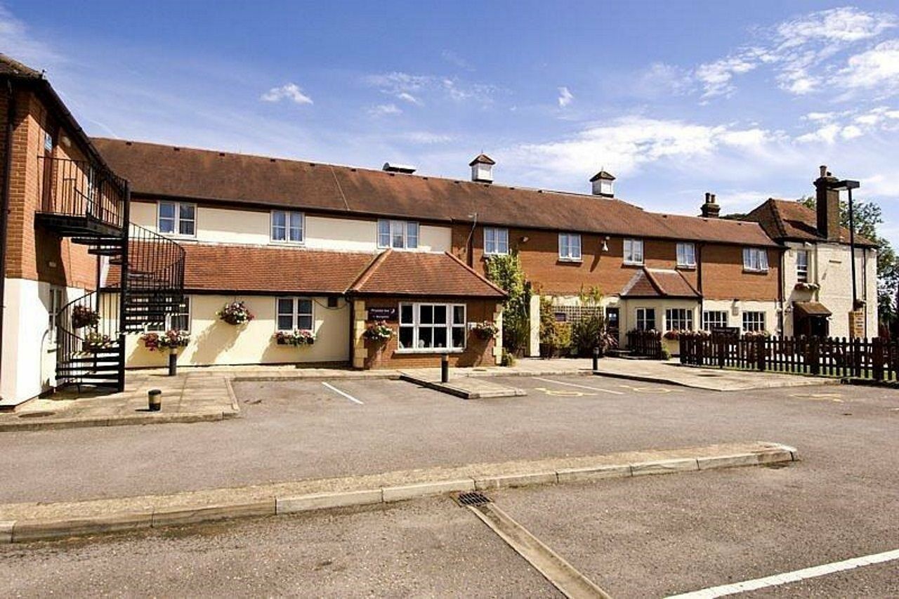 Berkshire Arms By Chef & Brewer Collection Ξενοδοχείο Midgham Εξωτερικό φωτογραφία